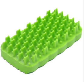 Силіконова масажна щітка для миття собак Petnat Shampoo Massage Brush